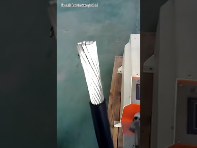Máquina de Decapagem de Cabos com Faca Rotativa - Precisa para Cabos Coaxiais e de Potência