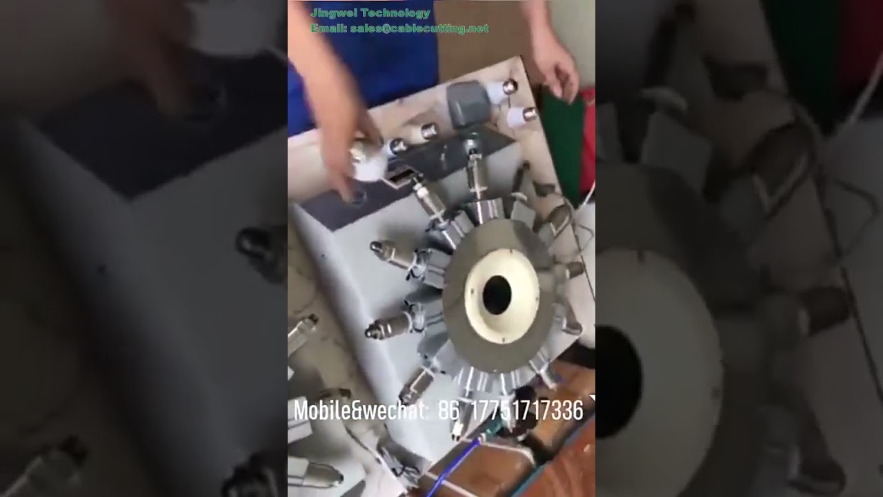 Máquina de Montagem de Lâmpadas LED | Crimpador de Base e Fechador de Cabeça para Automação Industrial