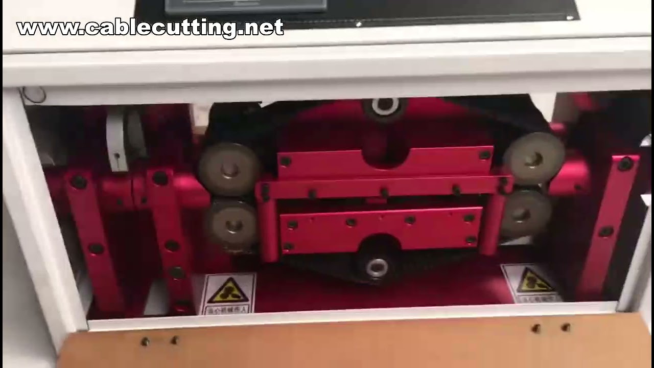 Máquina de Corte Automática para Mangueiras Plásticas e Tubos Corrugados - Alta Precisão