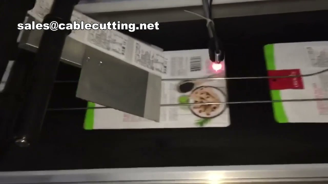 Máquina de Selagem e Etiquetagem Horizontal para Sachês de Água | Precisão e Eficiência