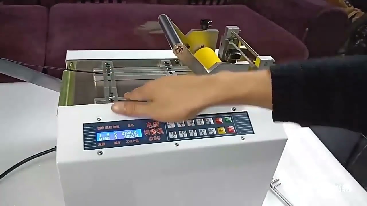 Máquina Automática de Corte de Tubos | Precisão e Velocidade Industrial