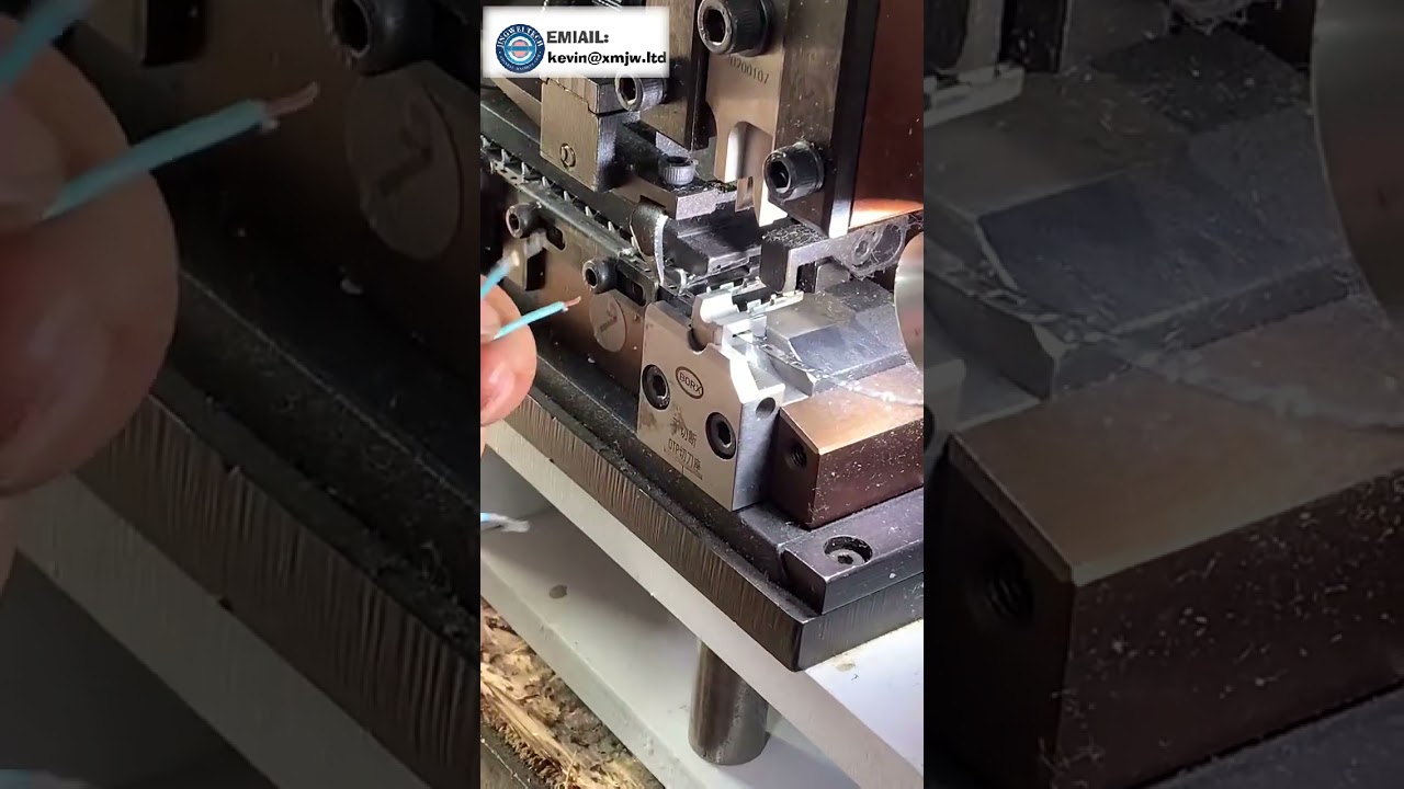 Máquina de Crimpagem de Terminais com Molde Horizontal para Terminais Contínuos OTP - Matriz de Crimpagem