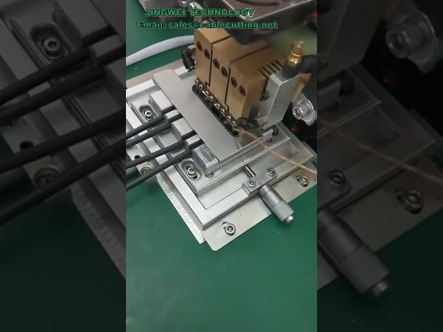 Máquina de Solda Dupla Face para Cabos de Dados - Soldagem de Precisão Automática