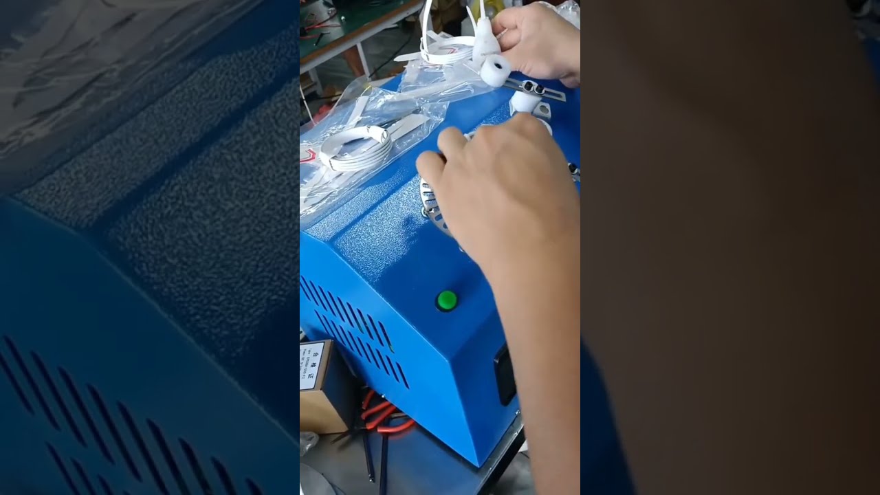 Máquina de Enrolar Cabo de Dados com Cartão de Papel | Automação Industrial