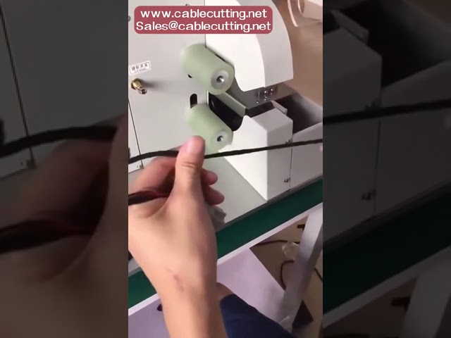 Máquina de Enrolar Fita Isolante Elétrica – Automação para Bobinagem e Embalagem de Fios