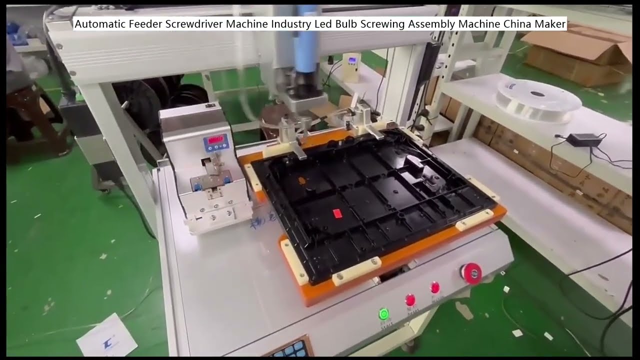 Máquina Automática com Alimentador de Parafusos para Montagem de Lâmpadas LED - Fabricante Chinês